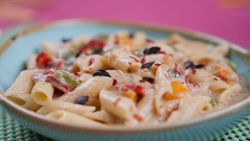 Creamy Fettuccine Alfredo pasta dish